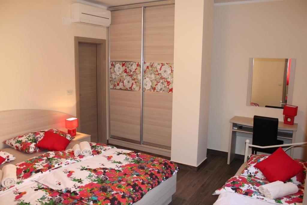 Apartments Logos Кавтат Екстериор снимка
