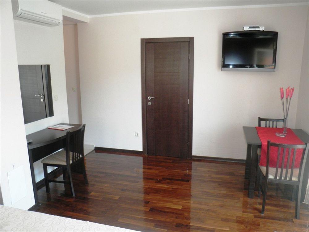 Apartments Logos Кавтат Екстериор снимка