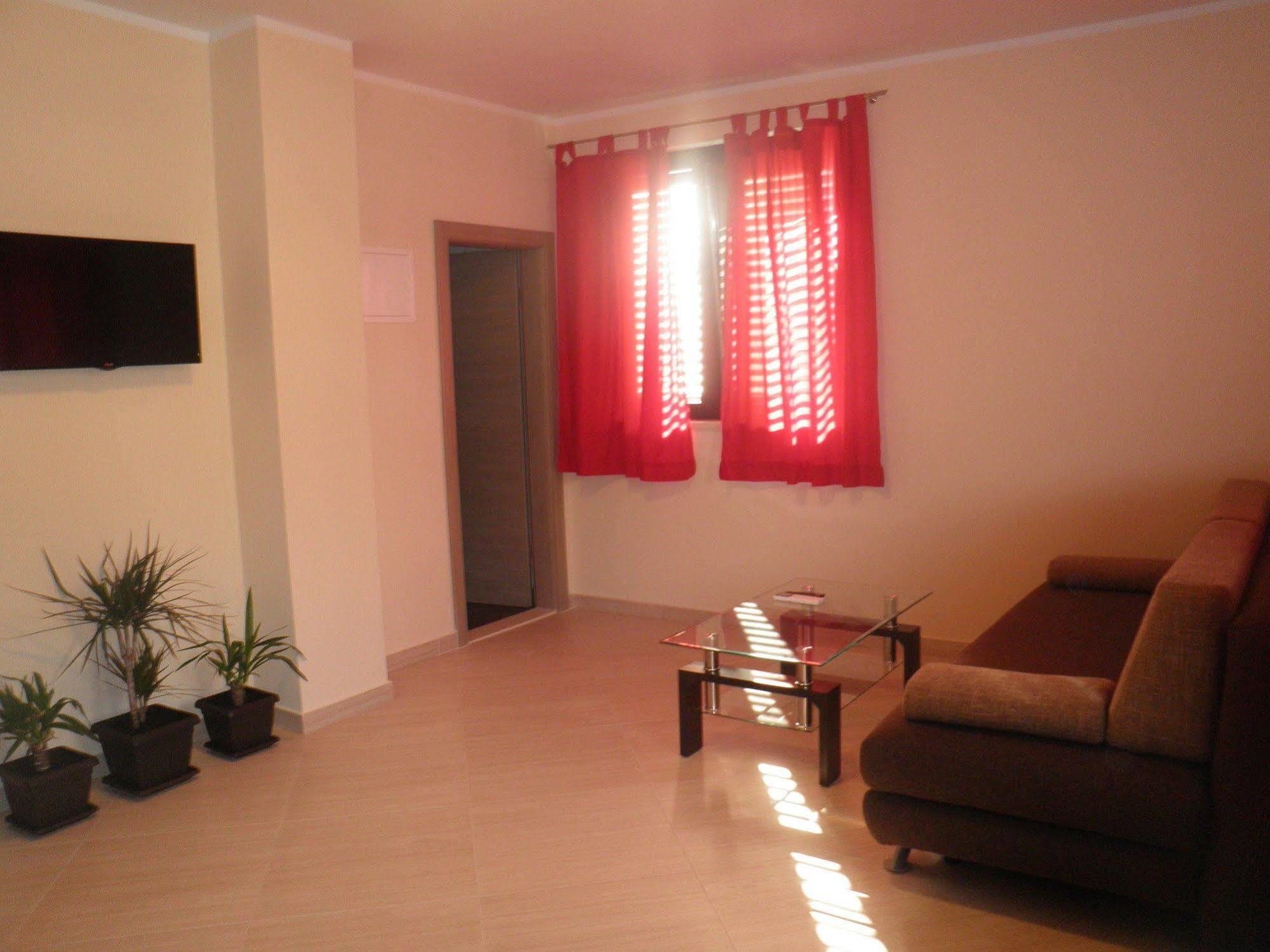 Apartments Logos Кавтат Екстериор снимка