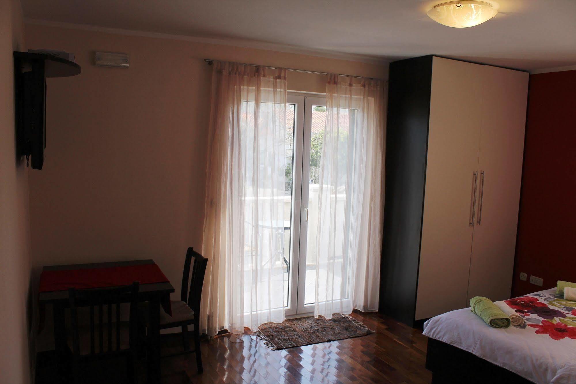 Apartments Logos Кавтат Екстериор снимка