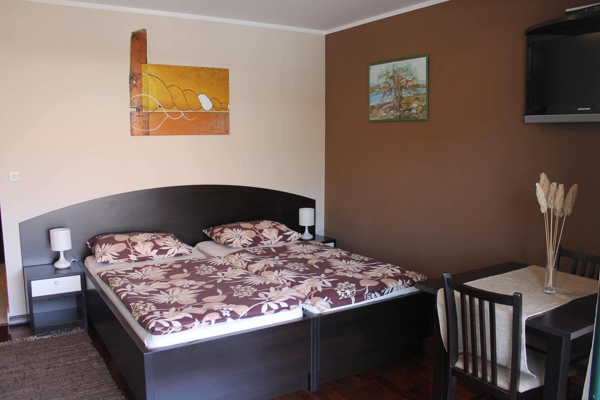 Apartments Logos Кавтат Екстериор снимка