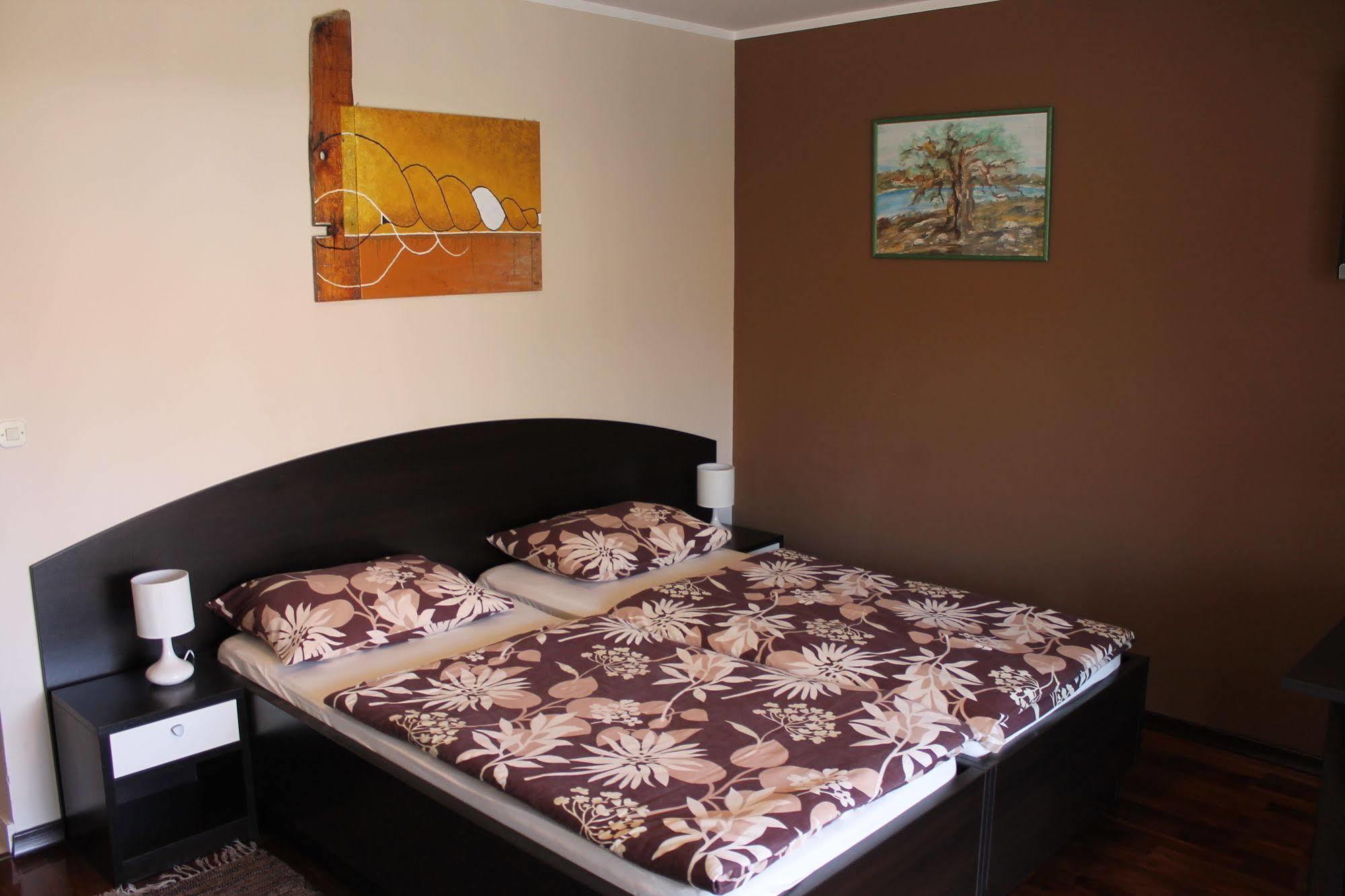 Apartments Logos Кавтат Екстериор снимка